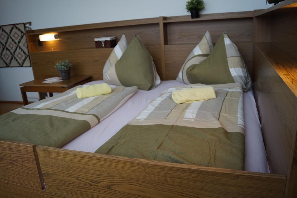 Sophie'S Guesthouse Siofok Exterior photo